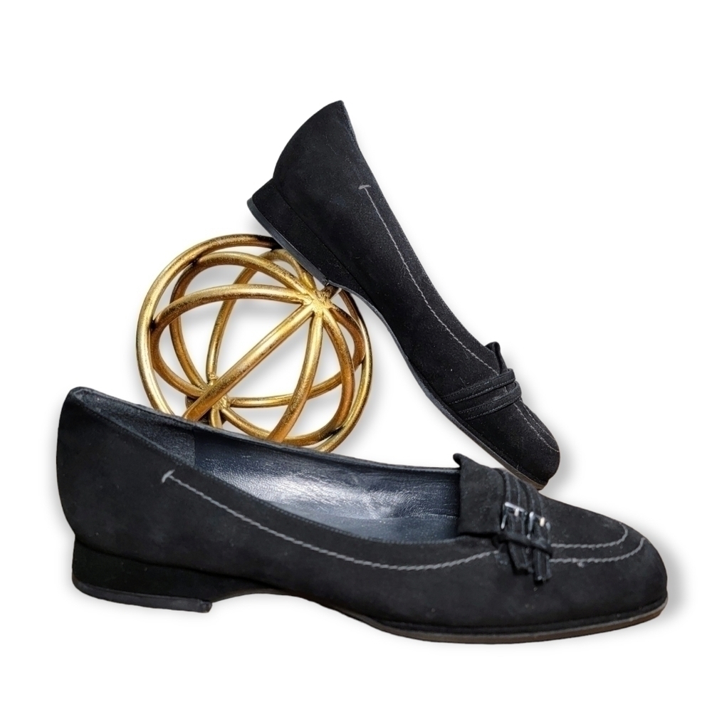 Stuart Weitzman Black Loafers Buckles Contrast Stitching Comfy Size 7.5